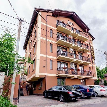 Catherine Hotel Кишинів Екстер'єр фото