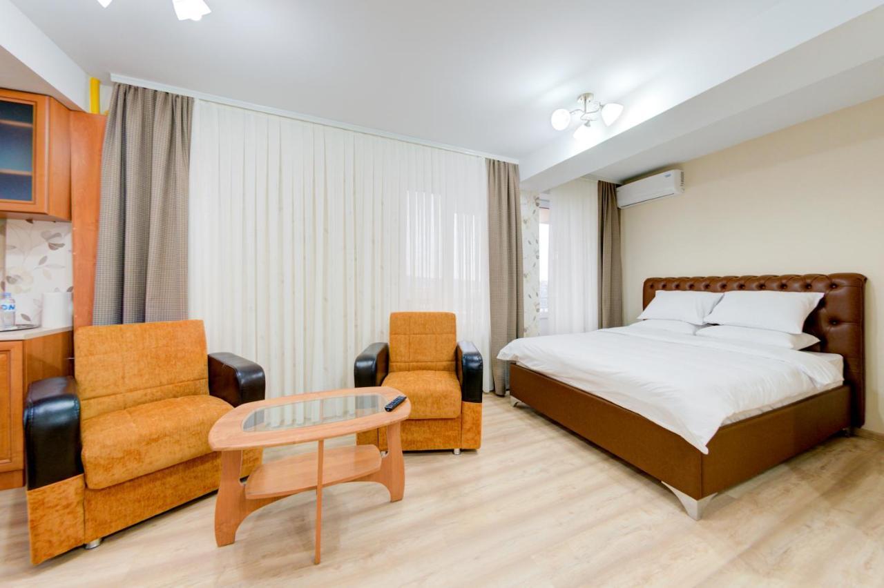 Catherine Hotel Кишинів Екстер'єр фото